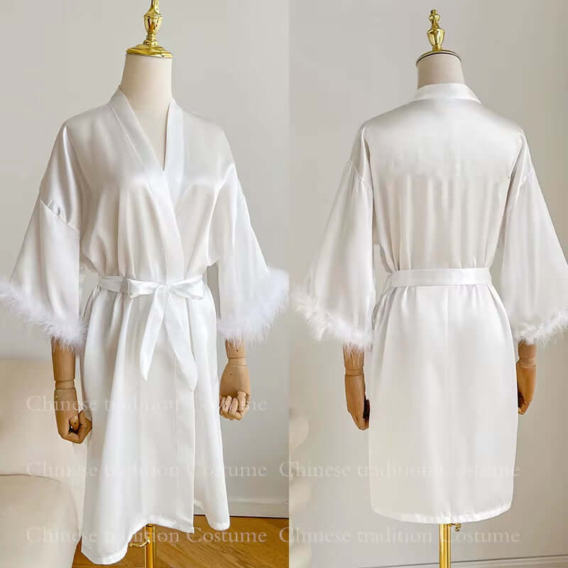 Elegant Satin Bridal Robe with Feather Accents for Women – Short Kimono Peignoir for Bridesmaids and Intimate Lingerie