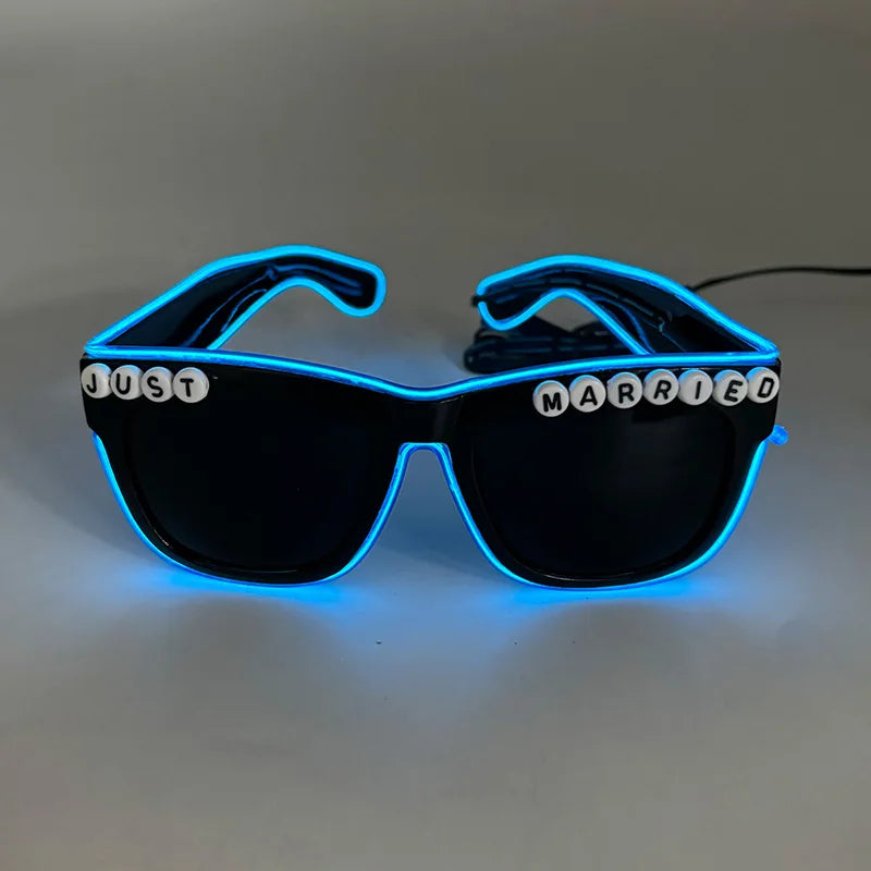 LED Just Married Glasses Wedding Bride to Be Surprise Gift Couple Glasses Souvenirs Glowing Heart Glasses Married Sunglasses