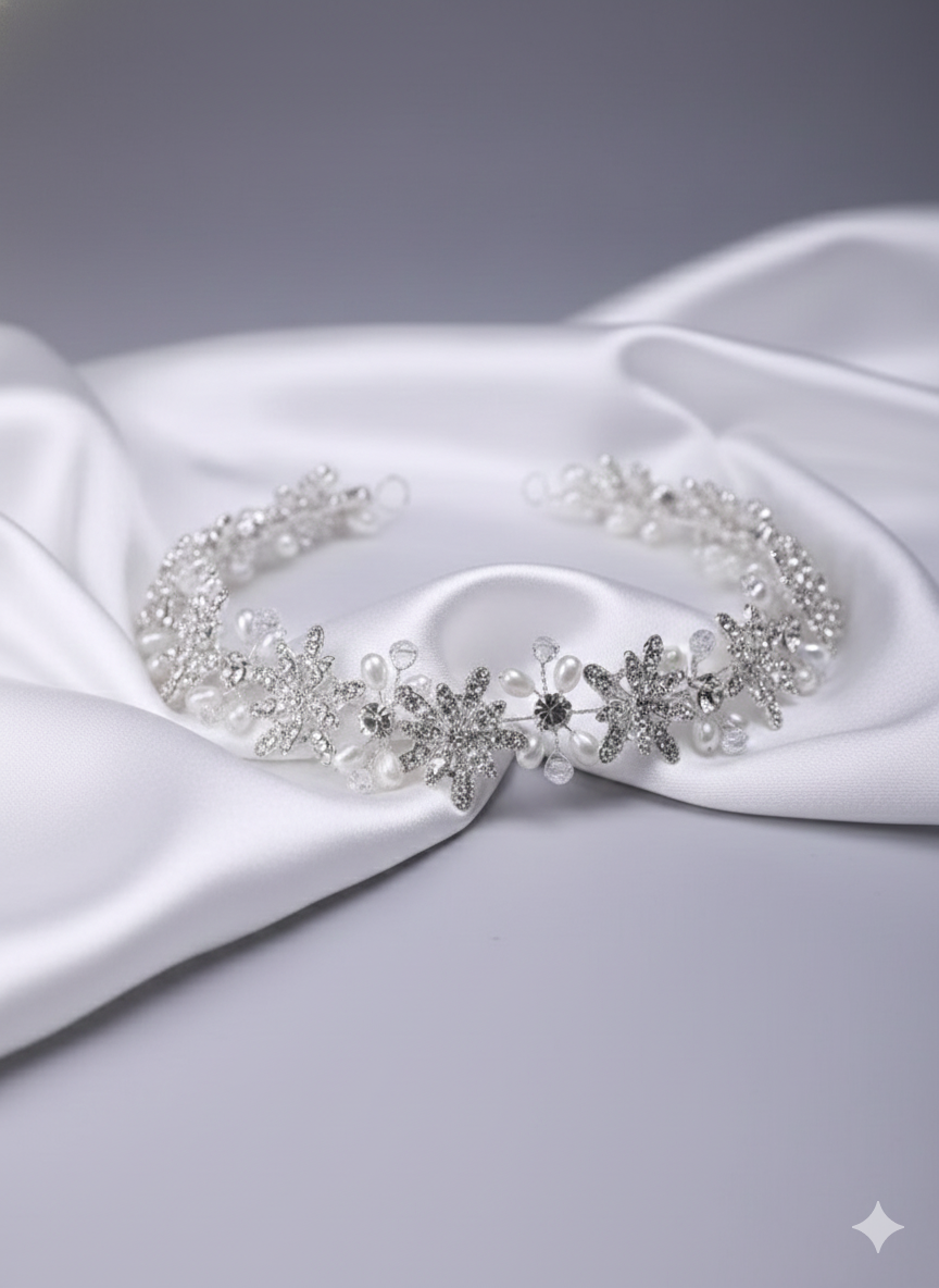Copricapo da sposa con tiara d'argento